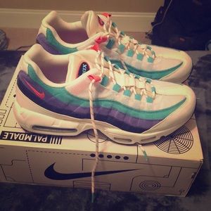 Nike Air Max 95 Hyper Jade Size 11